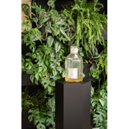 Hexagone socle, noi, sur mesure