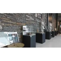 vitrine display