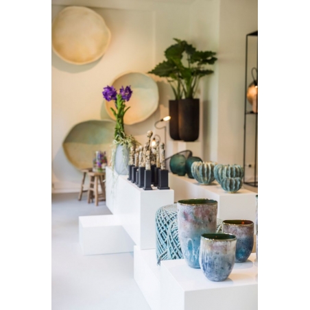 Socle pour magasin, blanc, sur mesure