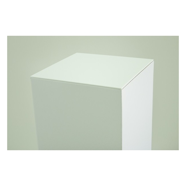 Plaque 4 mm en plexiglas blanc, dimensions 40,2 x 40,2 cm (pour socle en carton 40 x 40 cm)